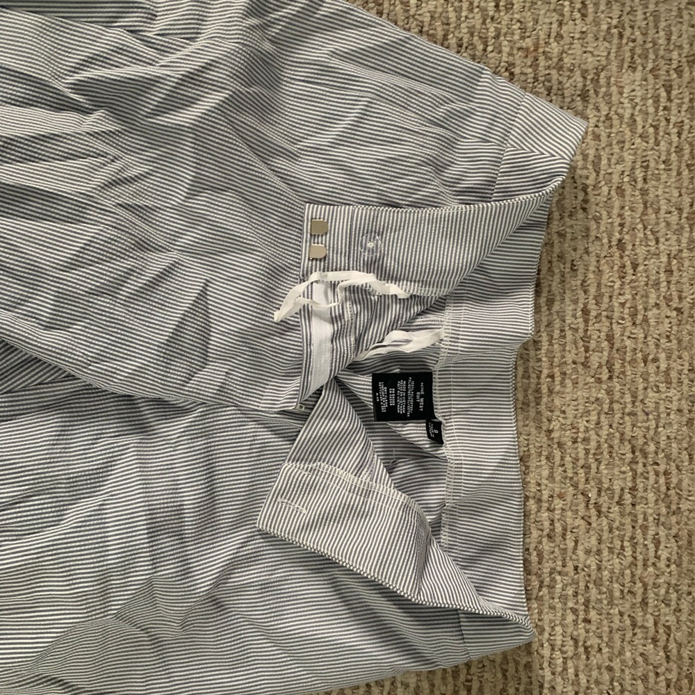 Nine West suit pants blue/white stripe size 8